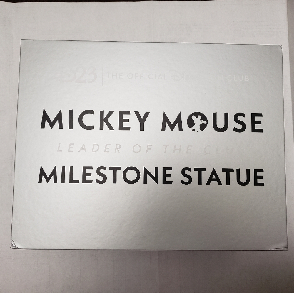 Disney D23 Exclusive Mickey Mouse Leader of the Club Milestone Statue